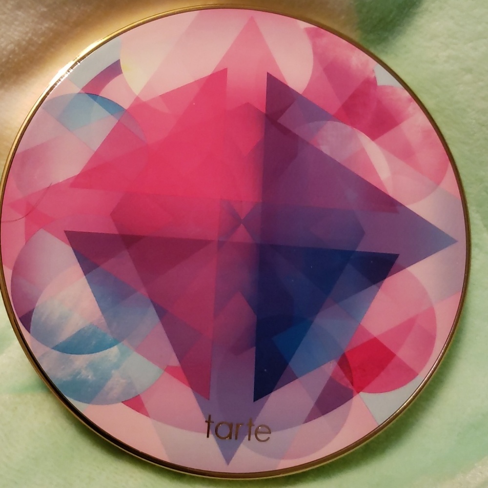 Tarte: Make believe in yourself eyeshadow palette